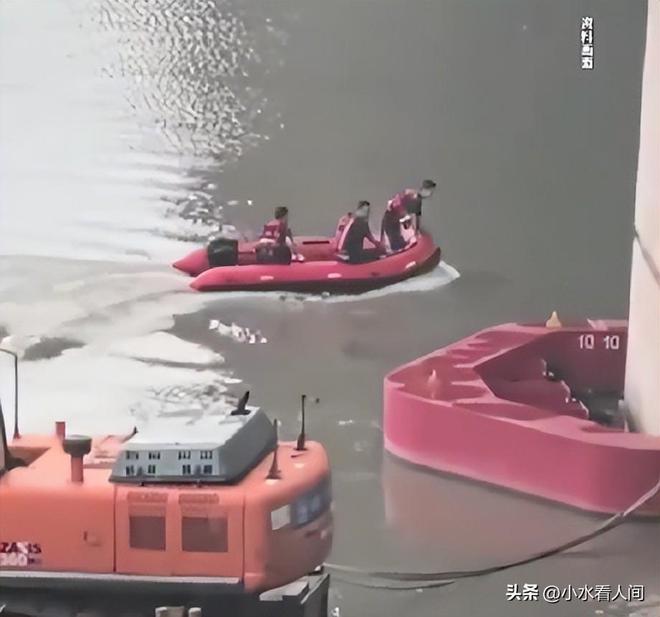 曝光央媒发声披露更多两家推责谈不拢瓦力游戏试玩新郎跳河后续：最后遗言(图4)